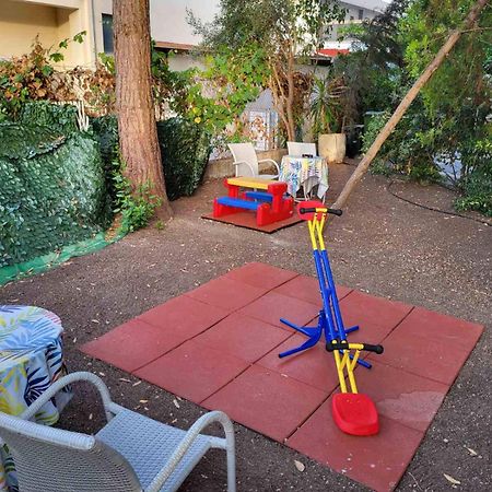 Hotel Agni -Enoikiazomena Diamerizmata Kallithea  외부 사진