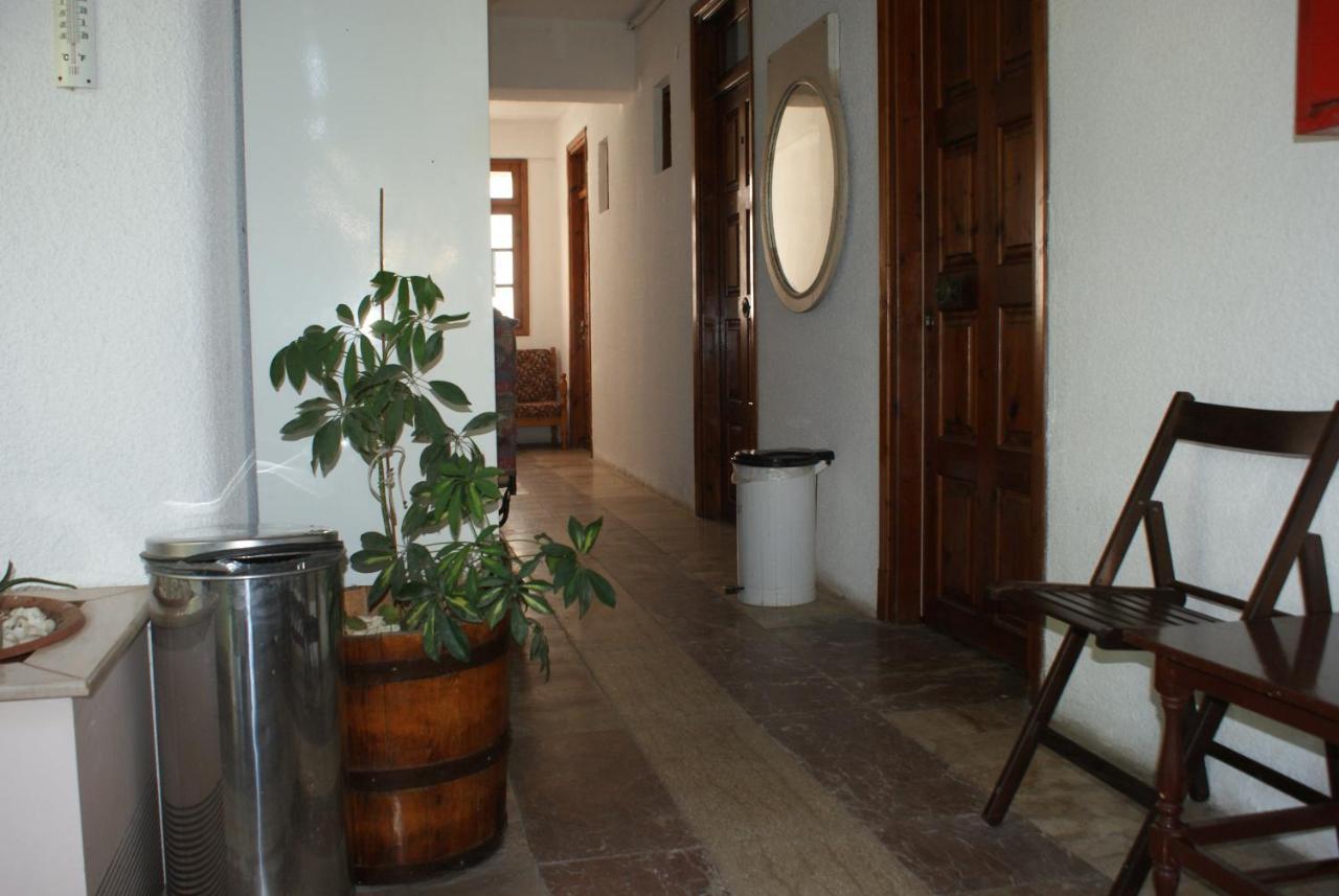 Hotel Agni -Enoikiazomena Diamerizmata Kallithea  외부 사진