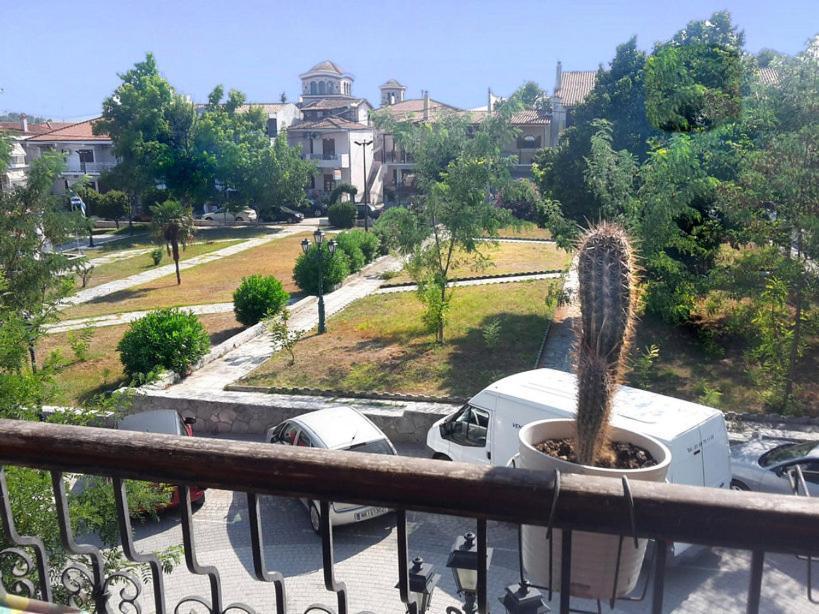 Hotel Agni -Enoikiazomena Diamerizmata Kallithea  외부 사진
