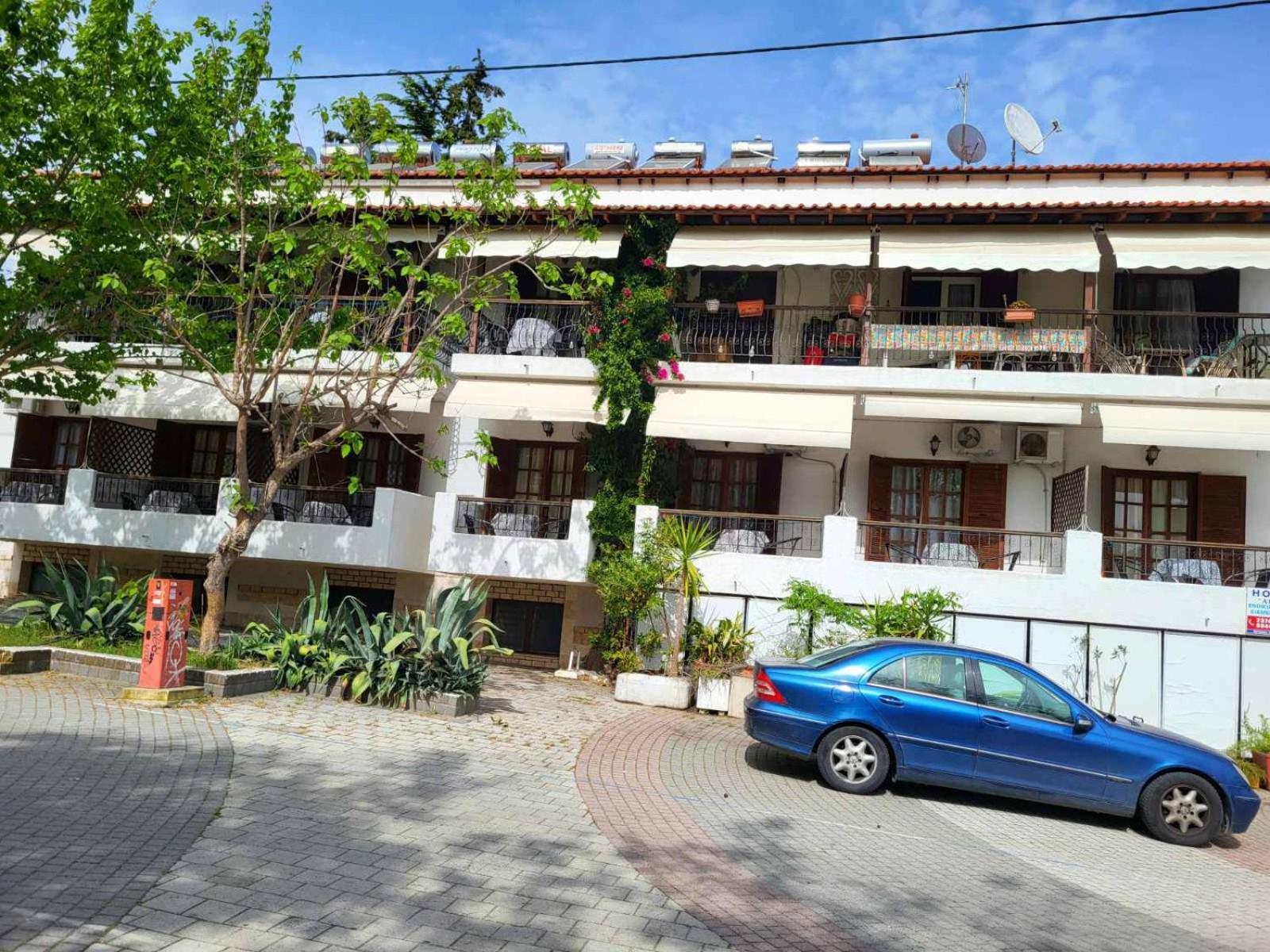 Hotel Agni -Enoikiazomena Diamerizmata Kallithea  외부 사진