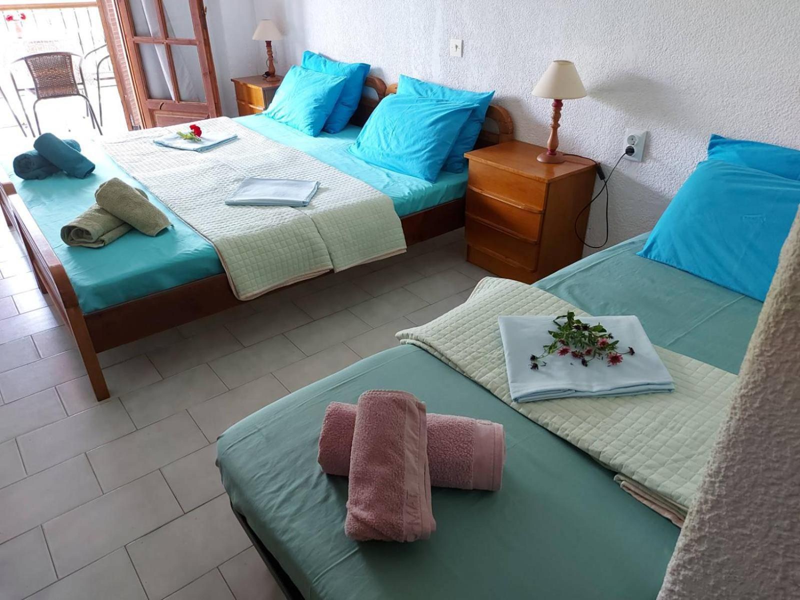 Hotel Agni -Enoikiazomena Diamerizmata Kallithea  외부 사진