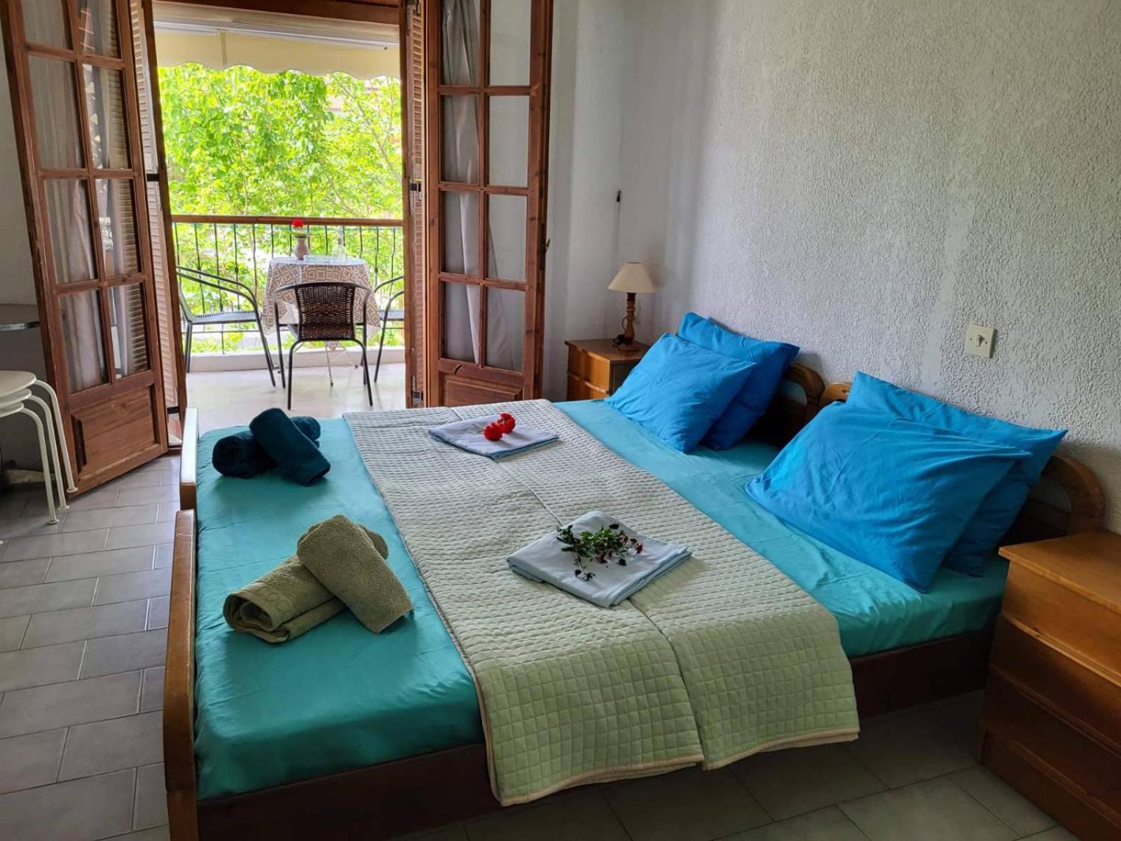 Hotel Agni -Enoikiazomena Diamerizmata Kallithea  외부 사진